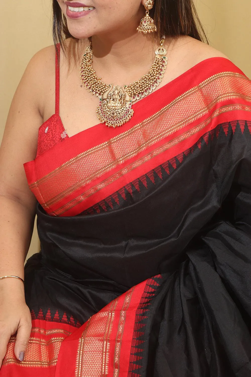 Exquisite Black Ilkal Pure Silk Saree
