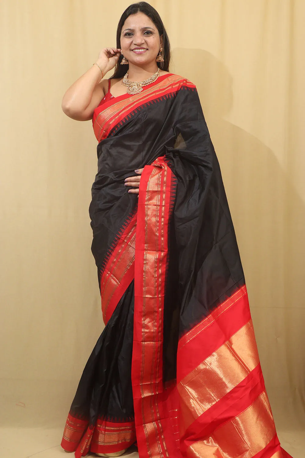 Exquisite Black Ilkal Pure Silk Saree