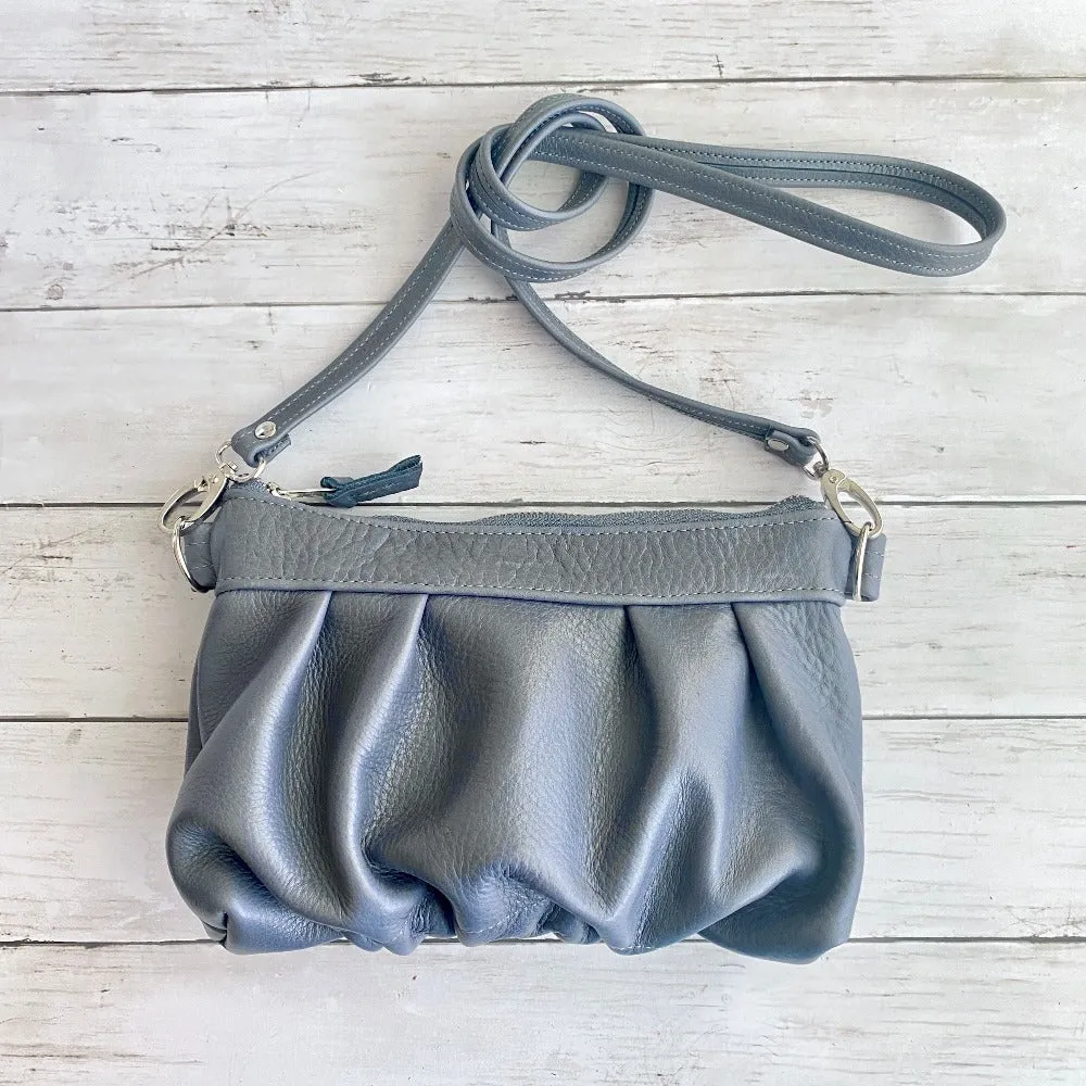 Ruche Clutch in Shadow